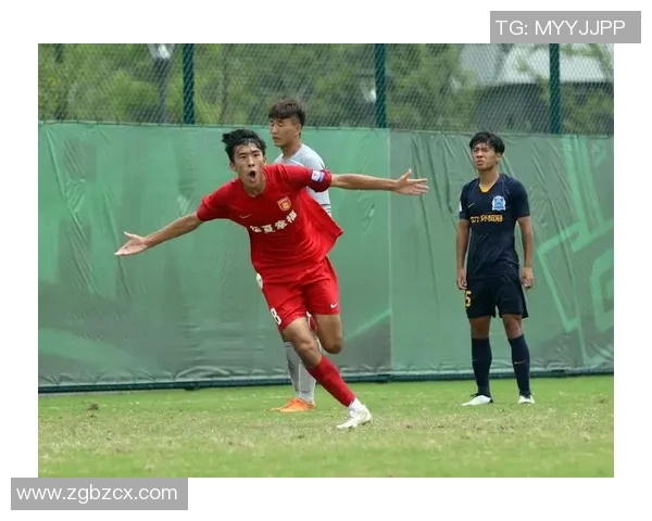 足球员当兵的背后故事与人生选择的深刻思考